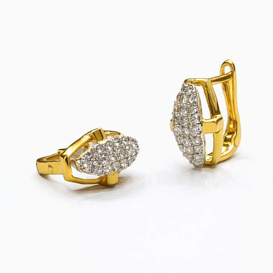 Best Elegant Oval Diamond Bali Earrings in Meerut | Savya Jewels