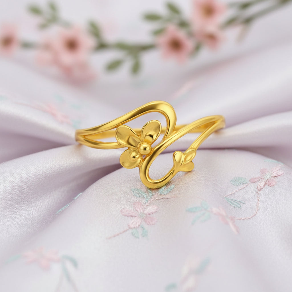 Traditional Indian bridal hand look