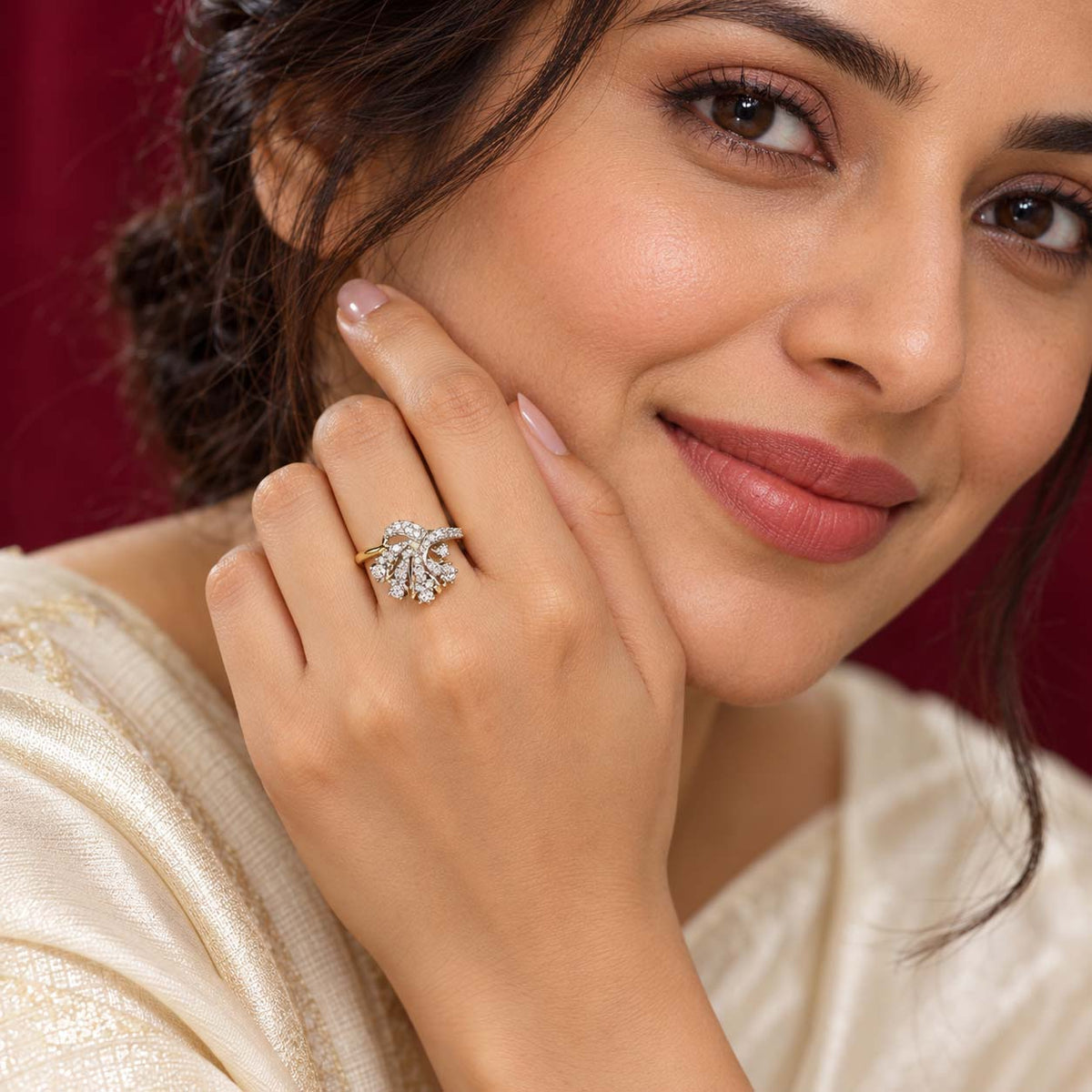 18K Gold 0.54 Ct Floral Diamond Cluster Ring