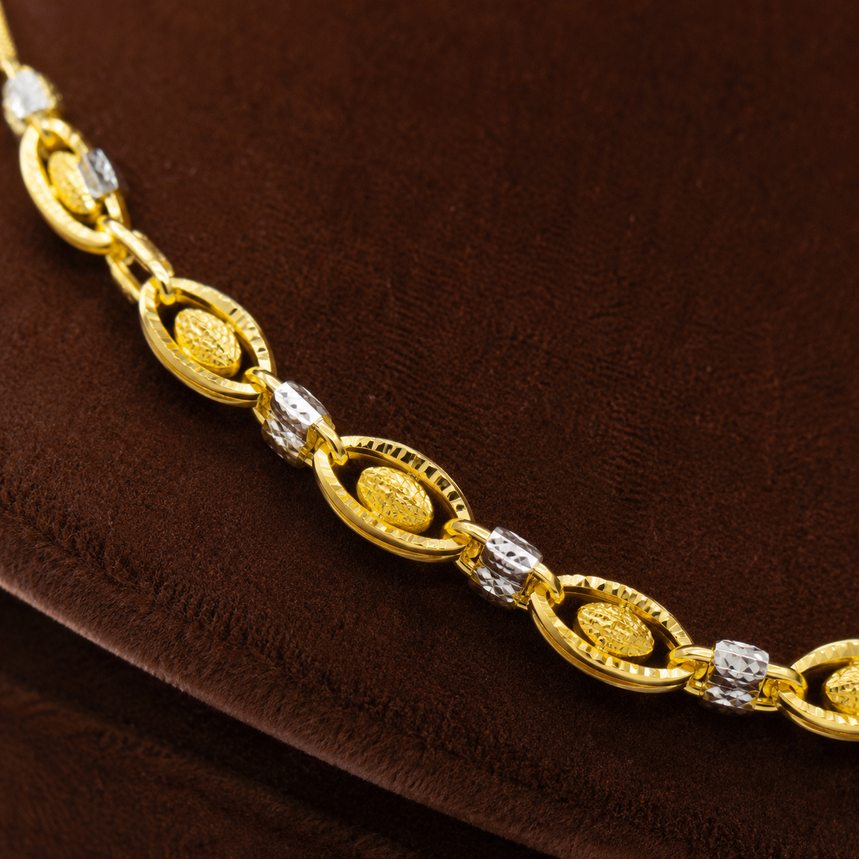 Wheat Spiga Gold Chain 22KT | 18 Inch Plain Gold Chain 11.01g