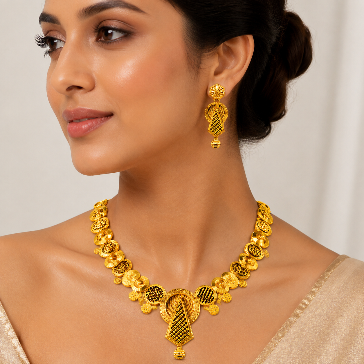 Classic Floral Gold Necklace & Earrings Set