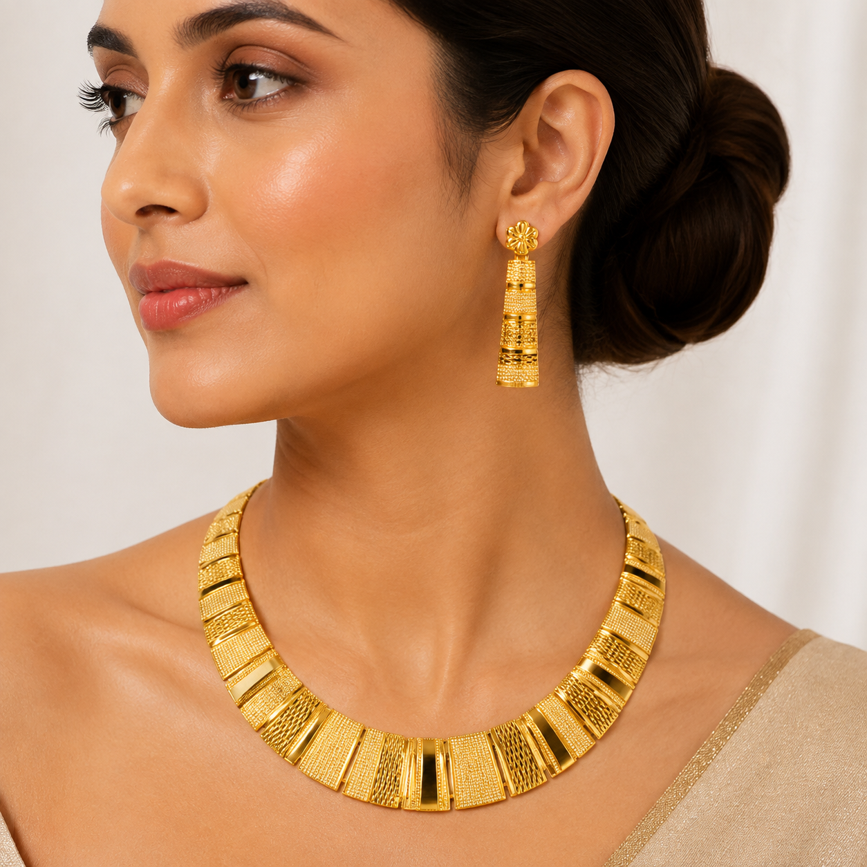 Regal Bloom Gold Jewellery Set