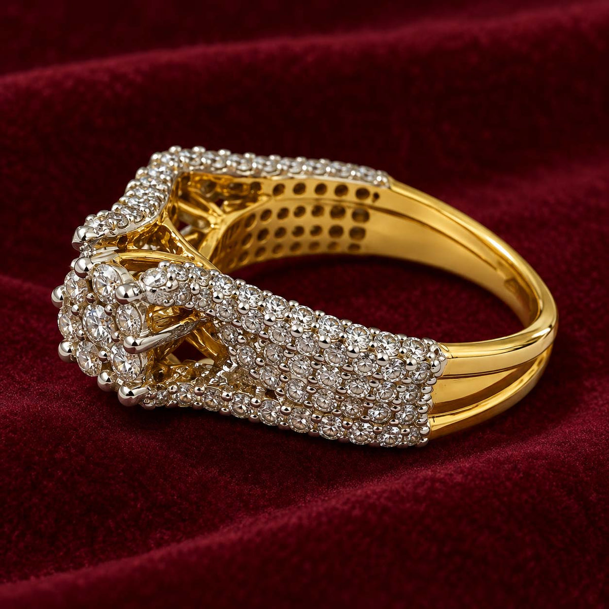 Everyday Classic White Gold Diamond Ring