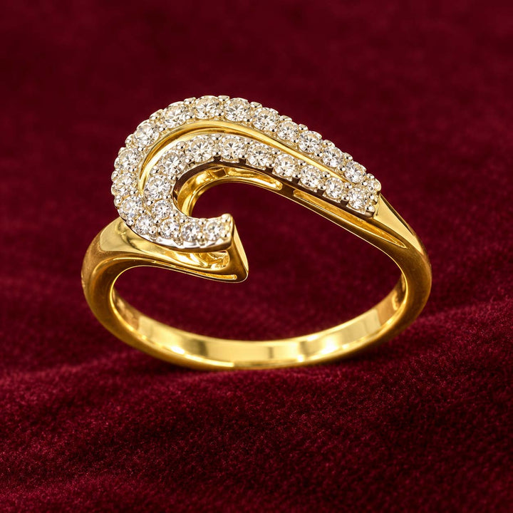 18K Gold Sculptural Wave Diamond Ring
