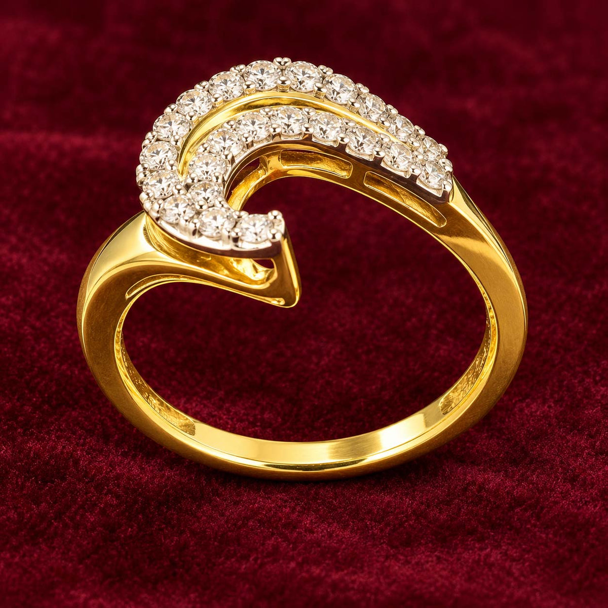 18K Gold Sculptural Wave Diamond Ring