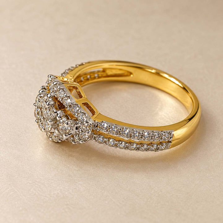 18K Gold 0.65 Ct Lattice Diamond Ring