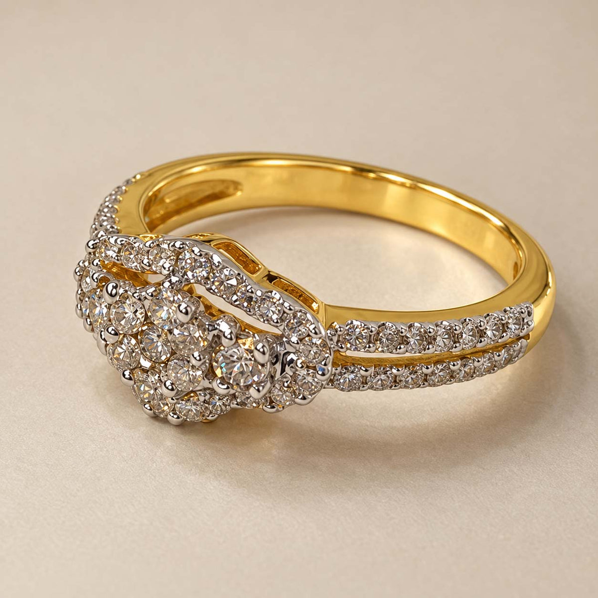 18K Gold 0.65 Ct Lattice Diamond Ring