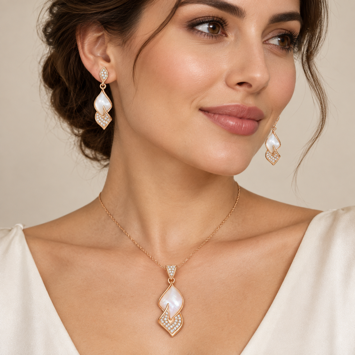 Melody Spark Diamond Pendant Set | Savya Jewels