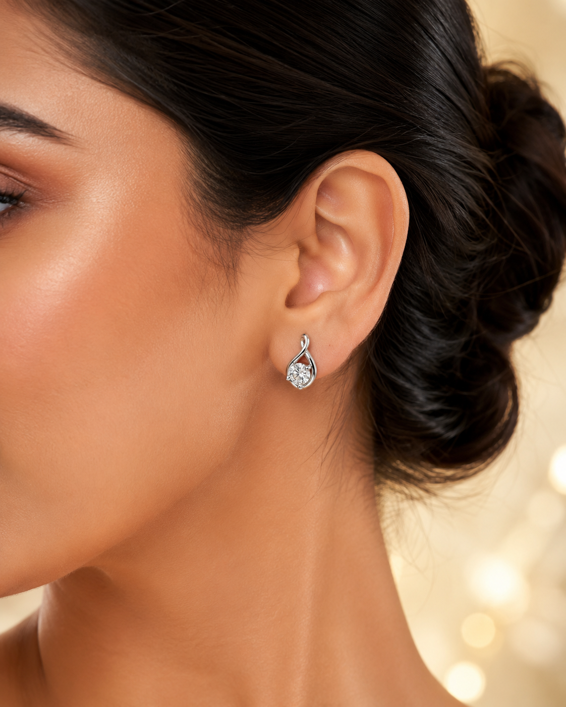 Diamond Stud Earrings in 14Kt Yellow Gold