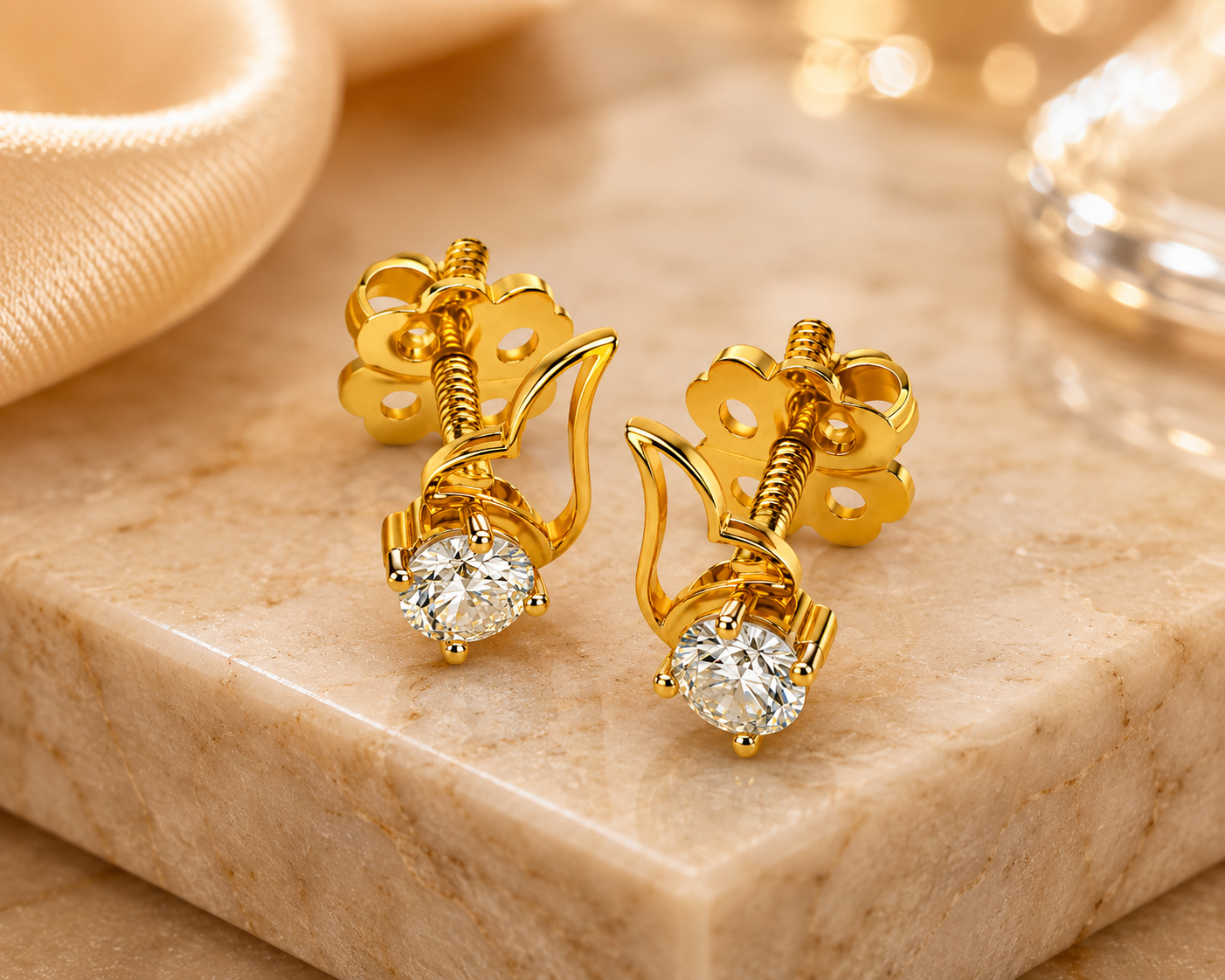 Diamond Stud Earrings in 14Kt Yellow Gold