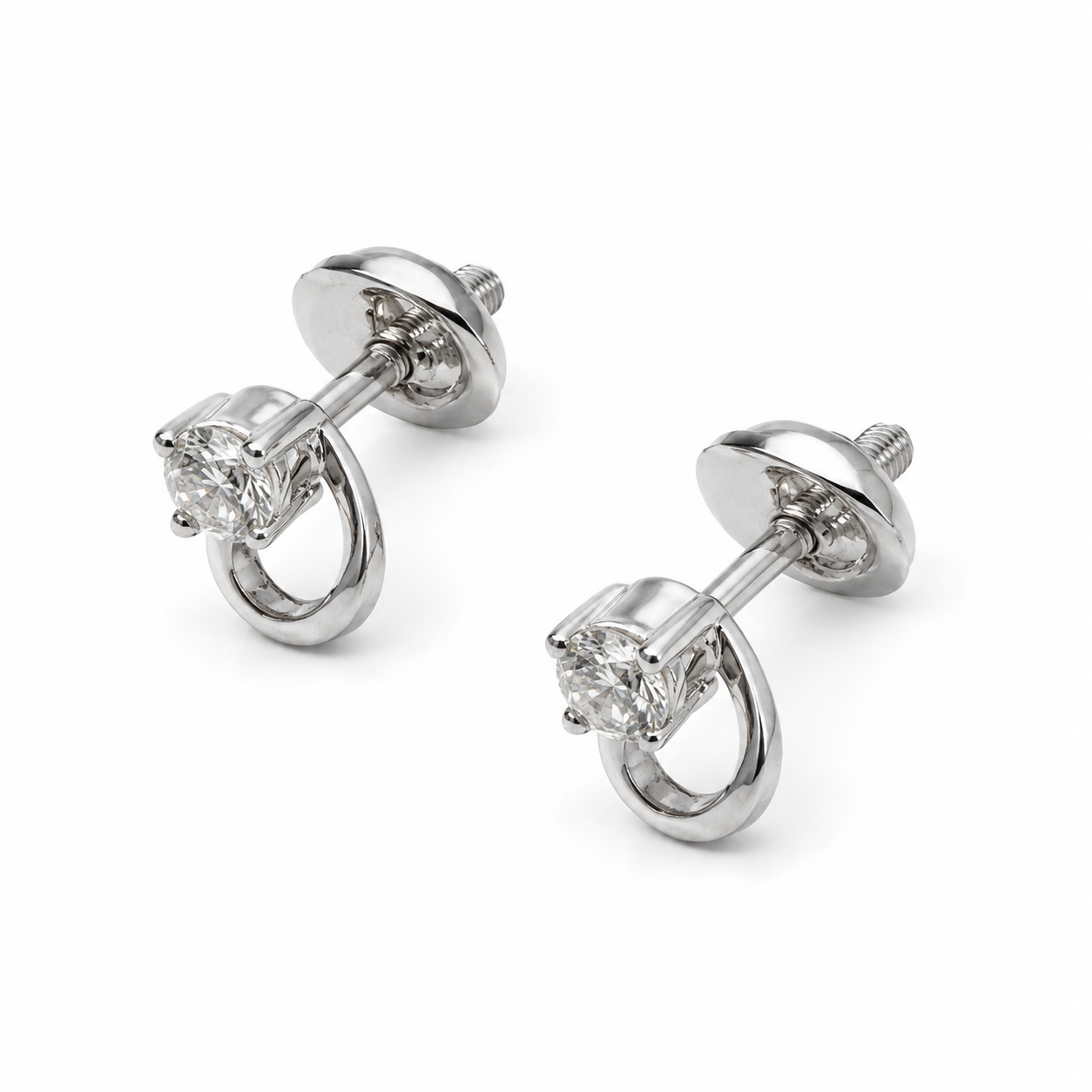 Diamond Solitaire Stud Earrings in 14Kt Yellow Gold