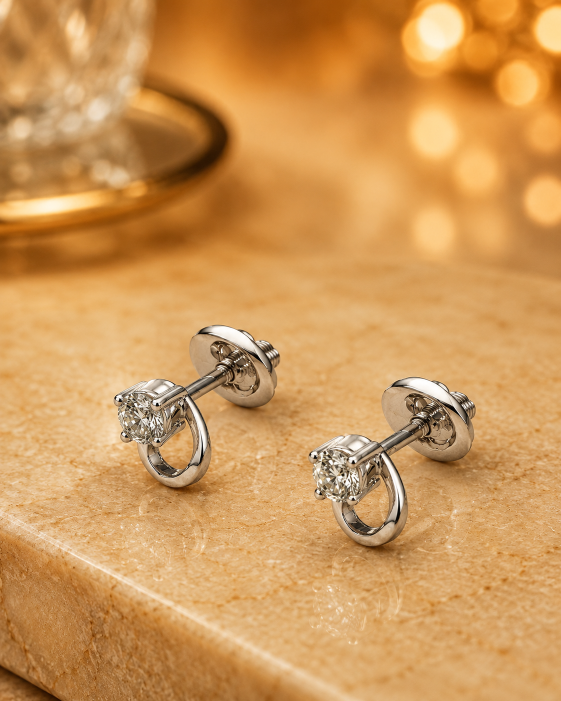 Diamond Solitaire Stud Earrings in 14Kt Yellow Gold