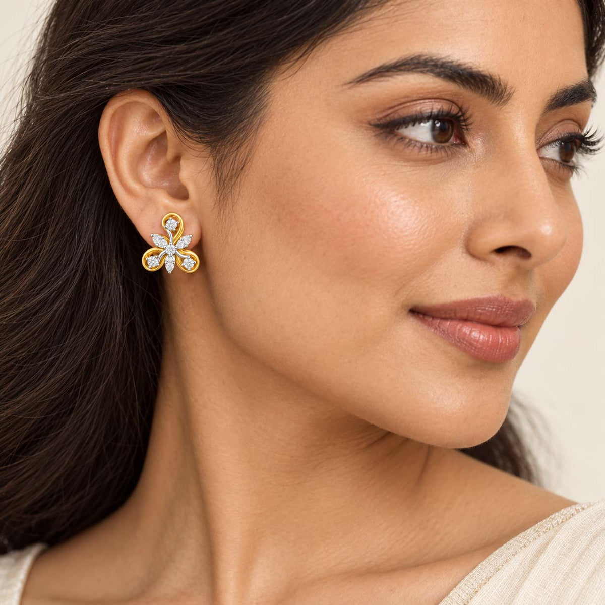 Contemporary Diamond Studs in 18K Gold