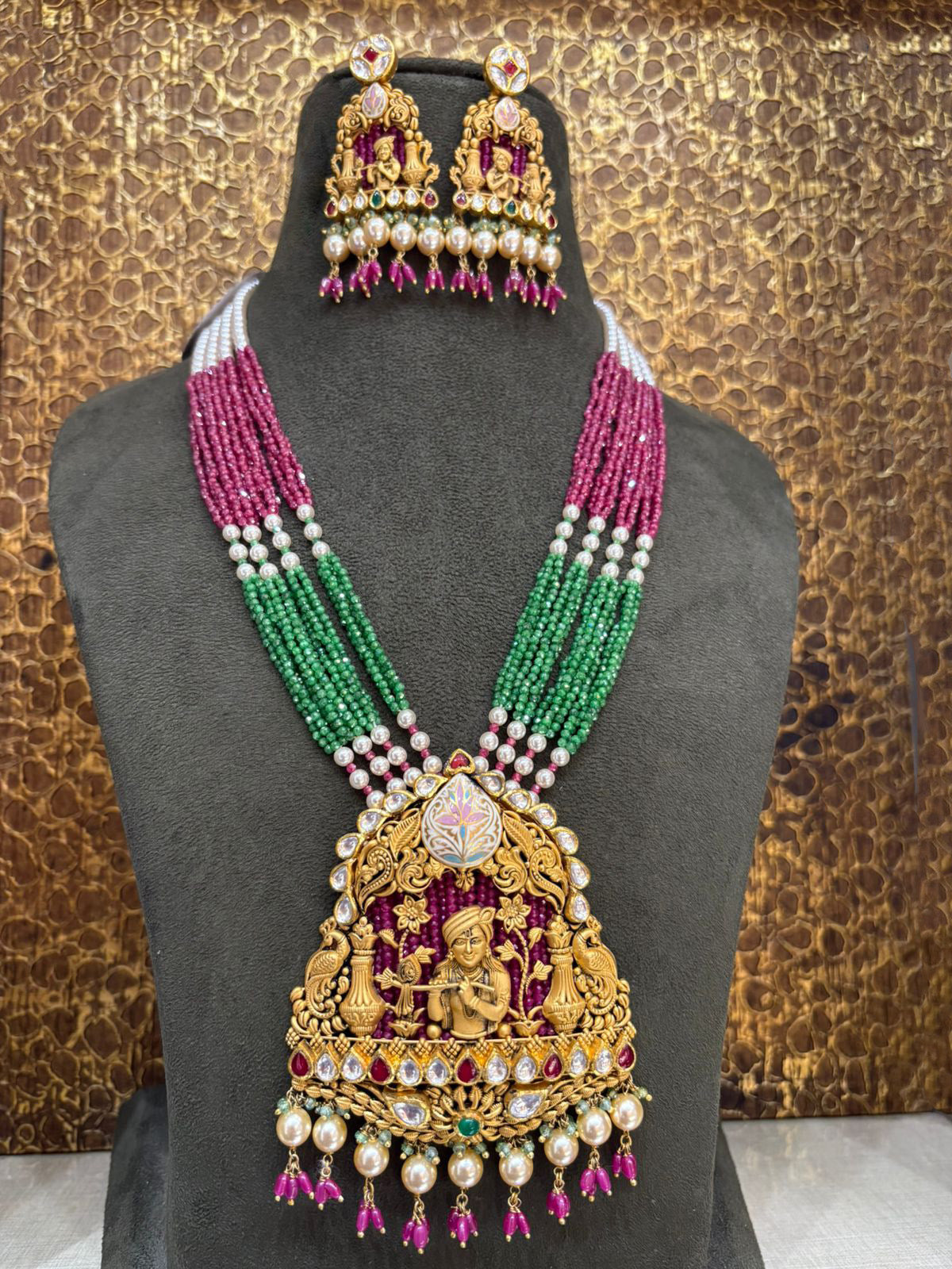 22Kt Gold Floral Necklace Set with Earrings | Savya Jewels