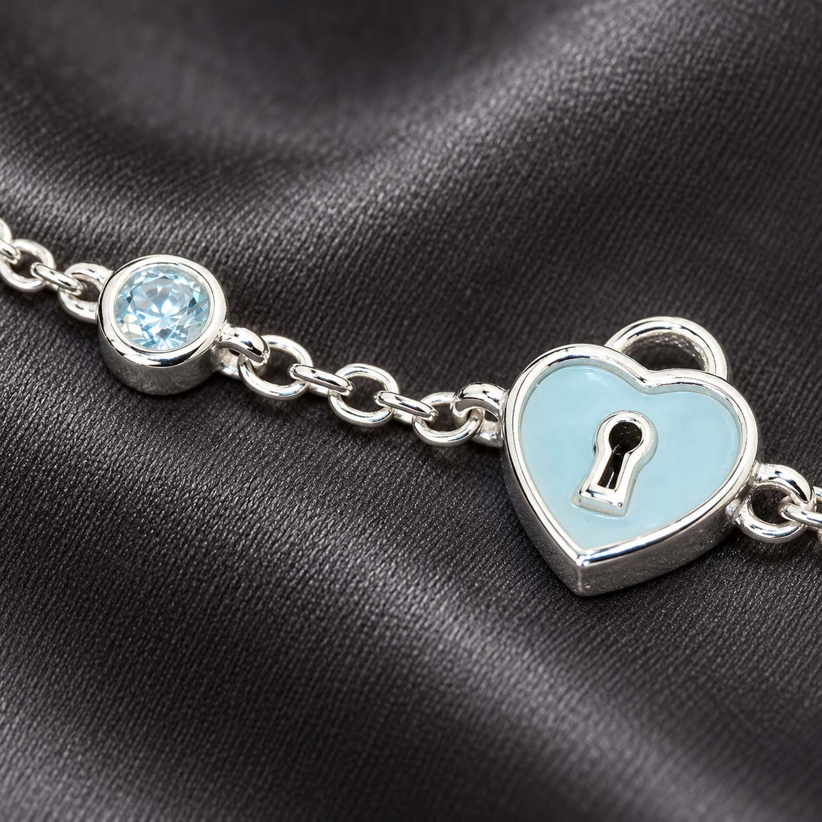 Lock Design Silver Wire Bracelet for Women | Savya Jewels