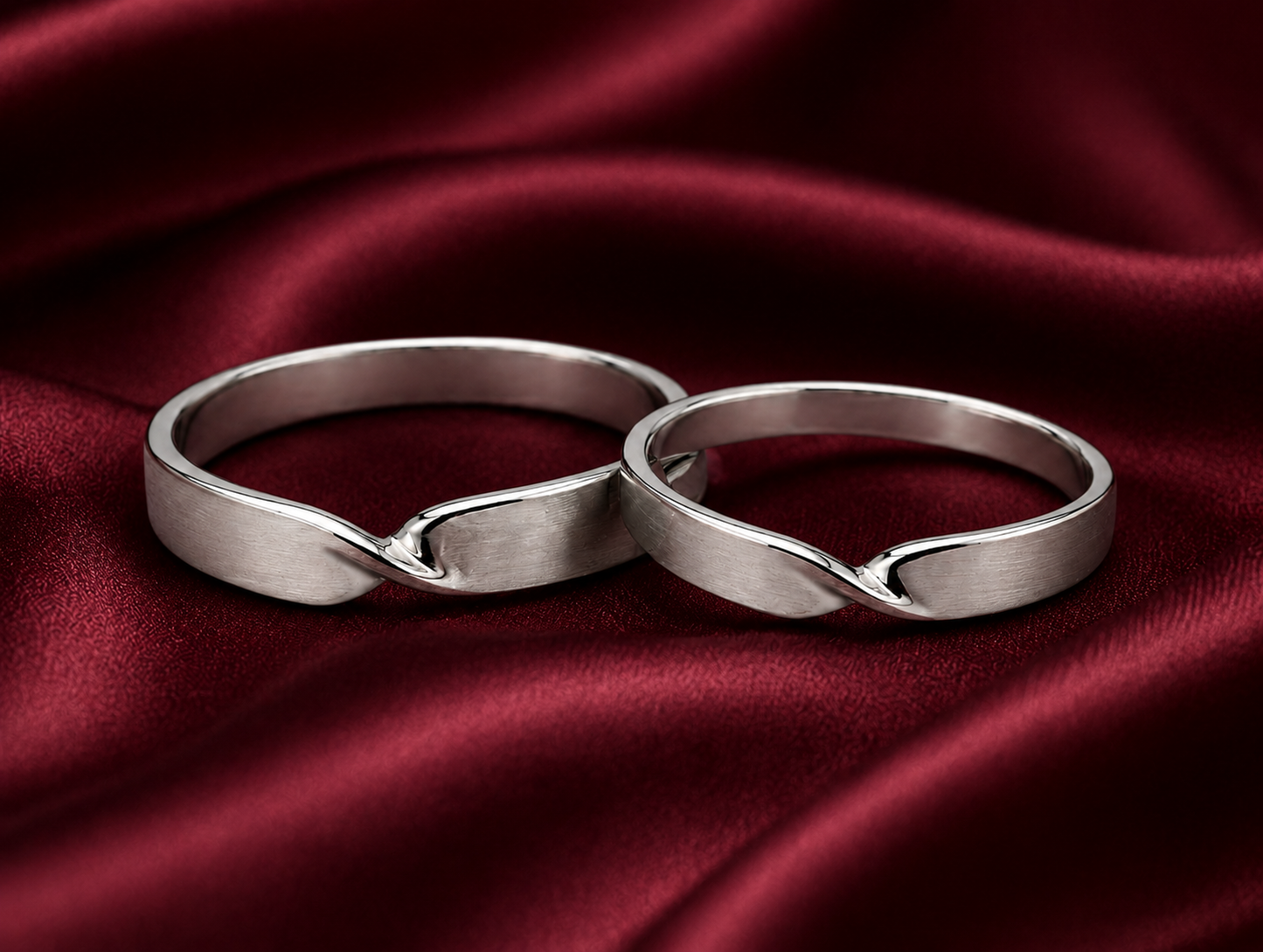 Pt950 Platinum Couple Band – Classic High Polish | Savya Jewels
