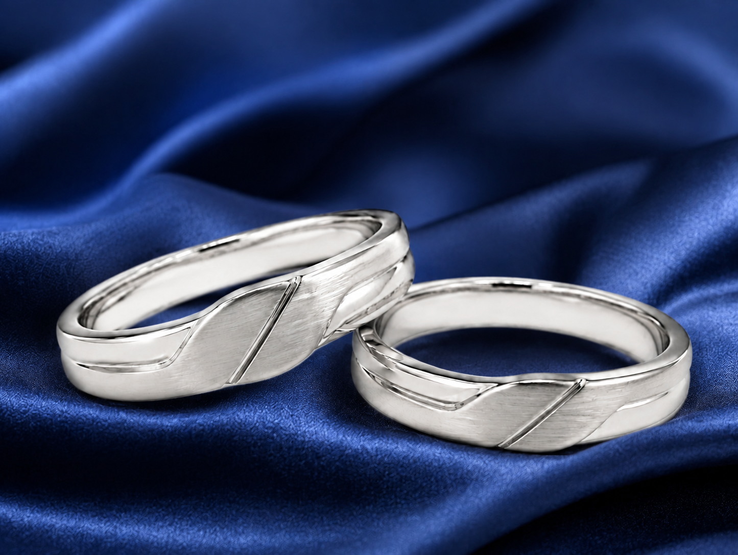 Pt950 Platinum Couple Band – High Polish Finish | Savya Jewels