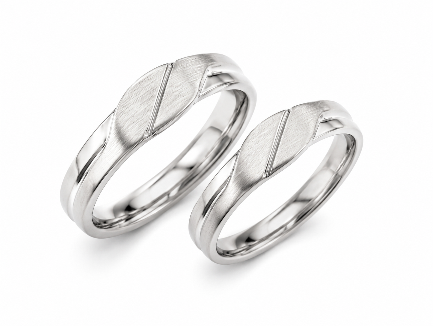 Pt950 Platinum Couple Band – High Polish Finish | Savya Jewels