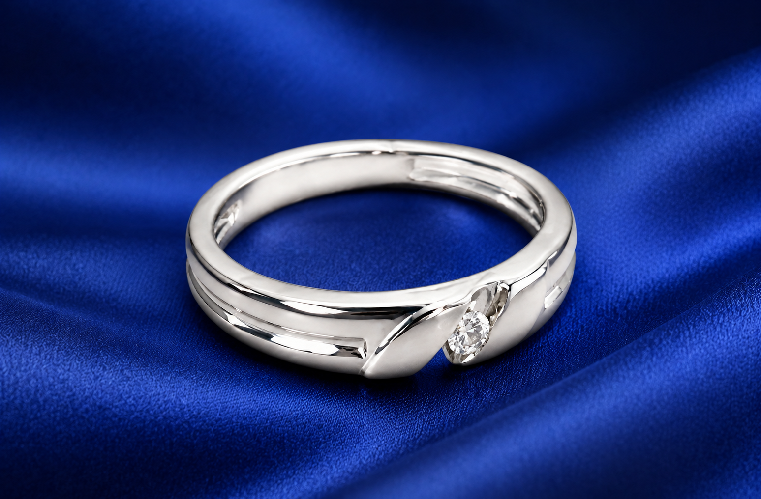 Pt950 Platinum Diamond Band with 0.03Ct IJ/SI Diamonds – 3.29g Lightweight High Polish | Savya Jewels