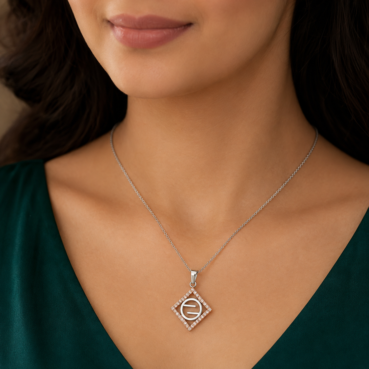 Platinum & Gold Diamond Pendant for Women – Pt950 with 18Kt Gold, Statement Diamond Setting, 2.73g | Savya Jewels