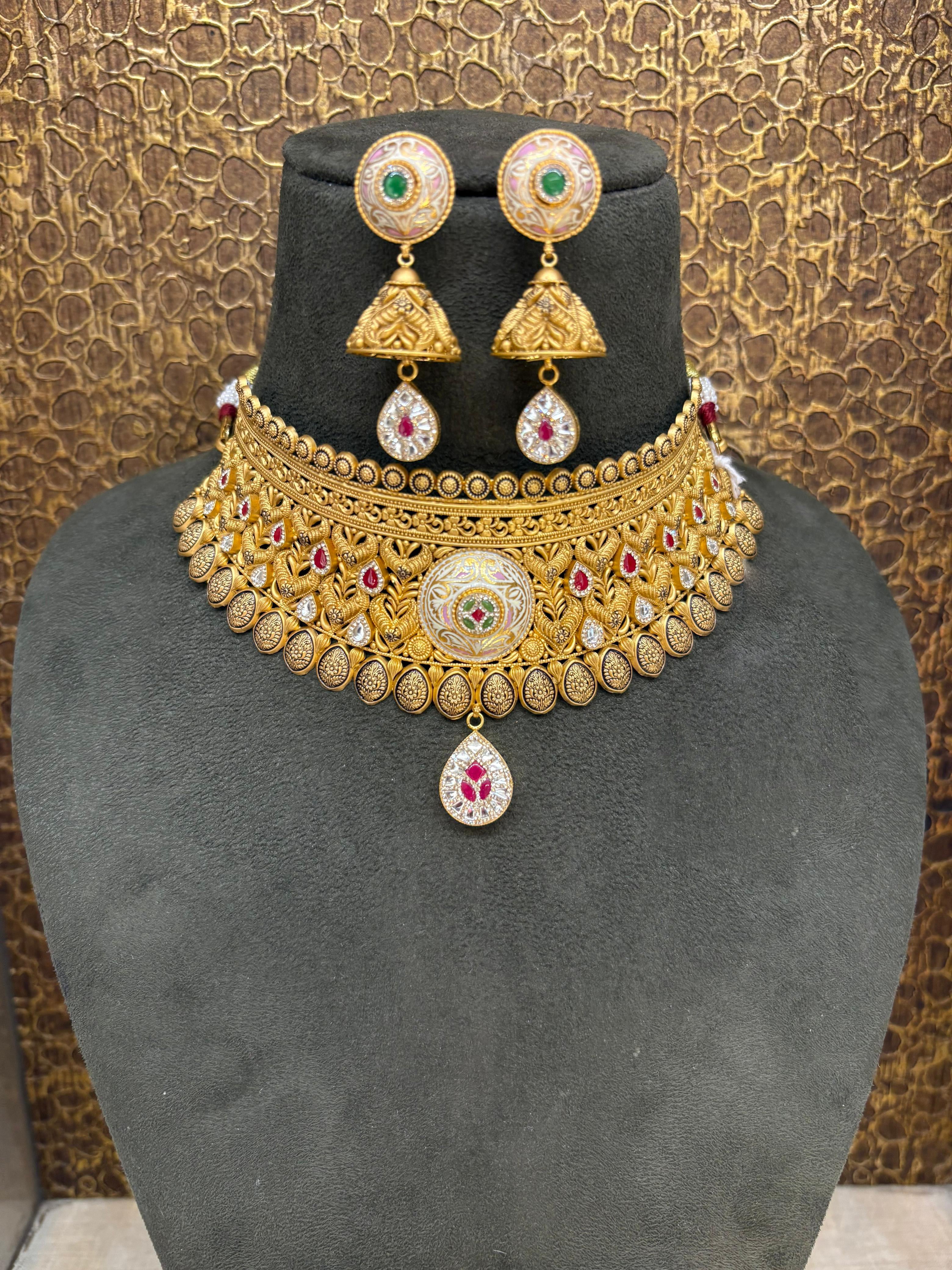 22Kt Gold Antique Broad Bridal Choker Necklace Set with Meenakari & Jhumka Earrings