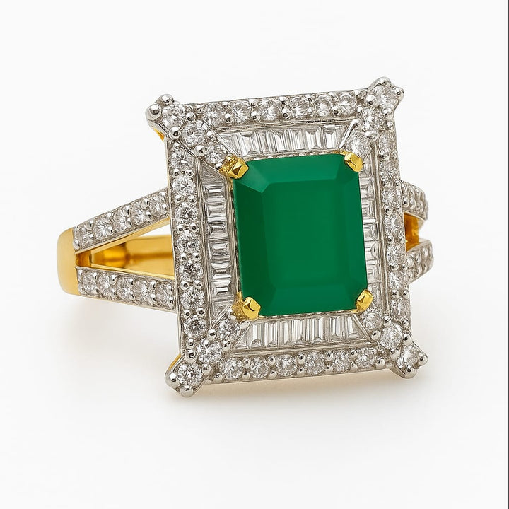Emerald Glow Diamond Halo Ring | Savya Jewels | 18Kt 18-kt-gold | emerald
