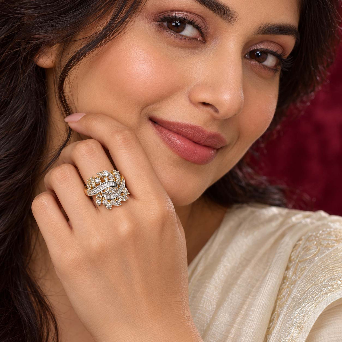 18K Gold Swirling Ribbon Diamond Cocktail Ring