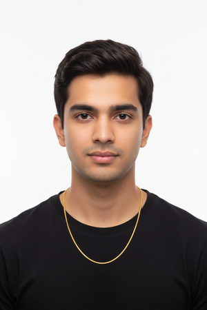 Snake Gold Chain - Male Model