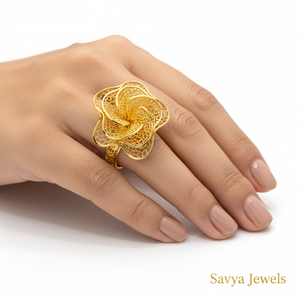Rose Filigree Mesh Gold Ladies Ring - Finger Display