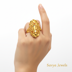 Oval Jali Enamel Paisley Gold Ladies Ring - Model Finger