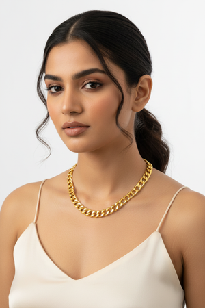 Cuban Link Gold Chain - Female Model