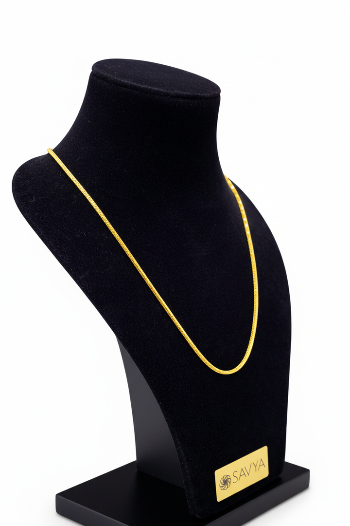 Venetian Box Gold Chain - Side Angle