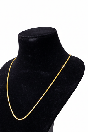 Box Link Gold Chain - Side Angle
