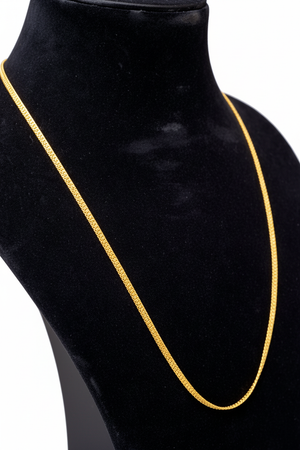 Mesh Omega Gold Chain - Side Angle