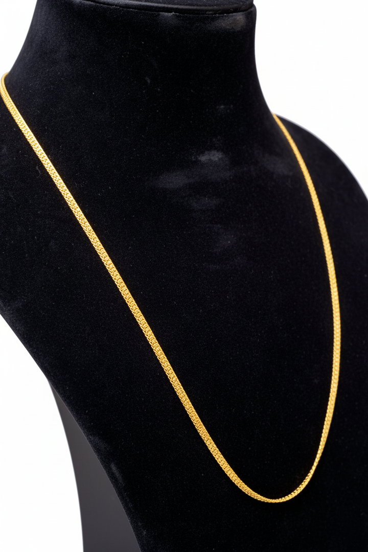 Mesh Omega Gold Chain - Side Angle