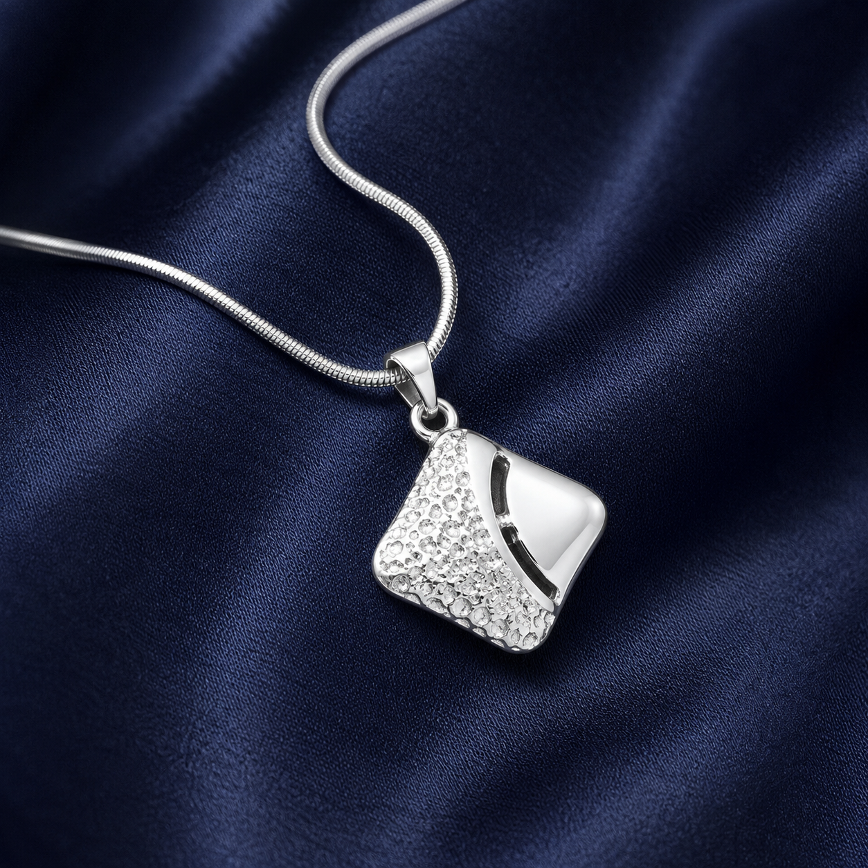 Platinum Chain with Pendant for Women