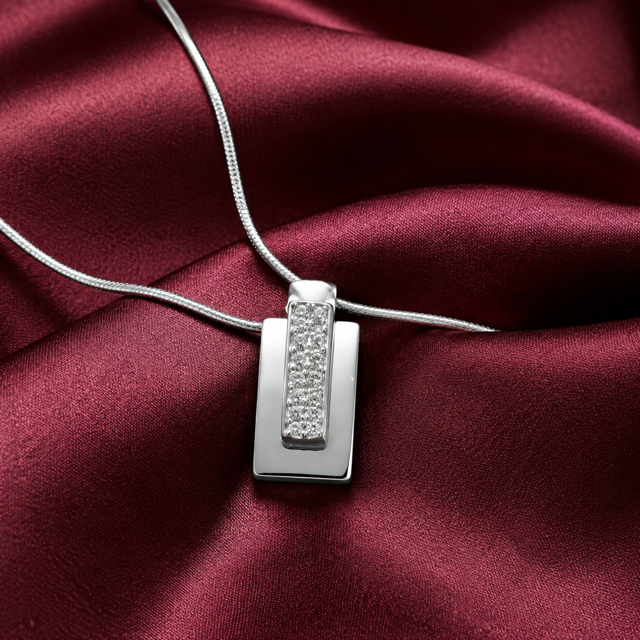 Platinum Chain with Zirconia Pendant for Women