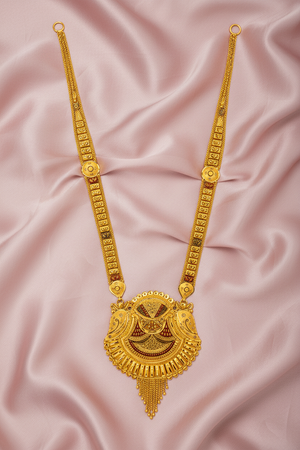 Rajwadi Long Haar Twin Peacock Disc Pendant on Pink Satin